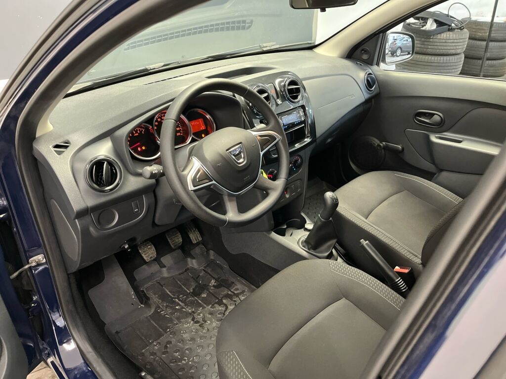 Dacia Sandero 2019 Sininen