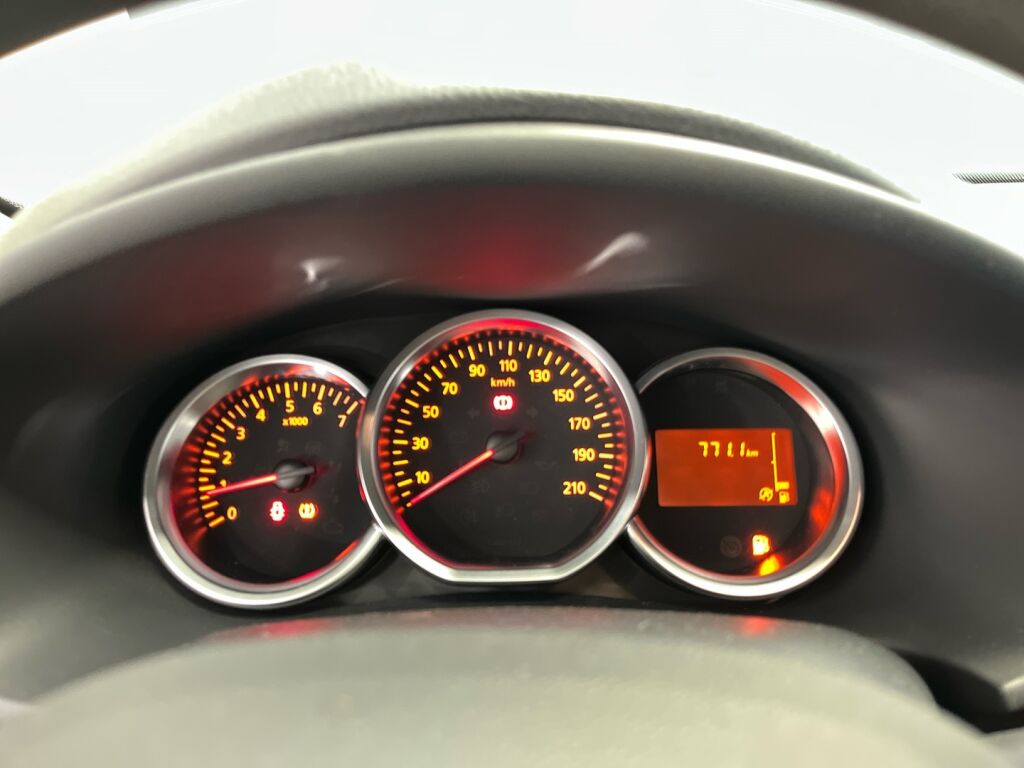 Dacia Sandero 2019 Sininen