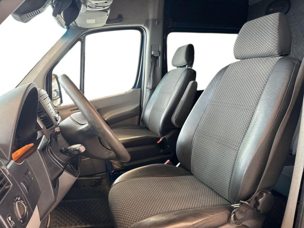 Mercedes-Benz Sprinter 2014 Sininen