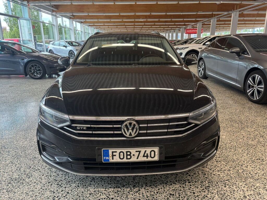 Volkswagen Passat 2019 Musta