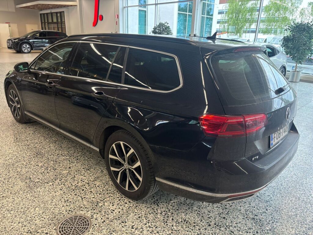 Volkswagen Passat 2019 Musta