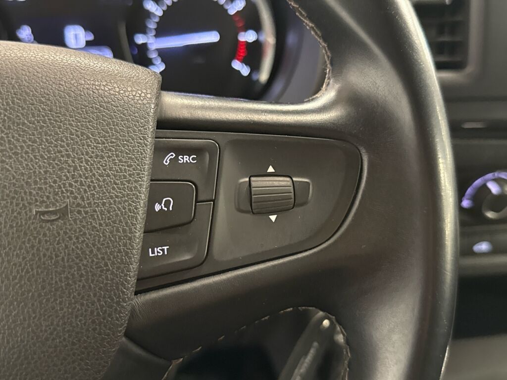 Opel Vivaro 2021 Harmaa