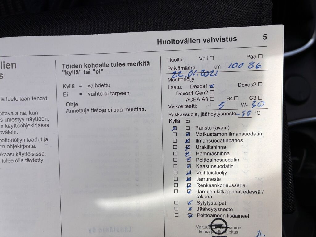 Opel Astra 2020 Punainen