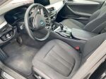 BMW 530 2022 Metallinhohto Musta