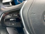 BMW 530 2022 Metallinhohto Musta