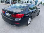 BMW 530 2022 Metallinhohto Musta