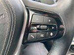 BMW 530 2022 Metallinhohto Musta
