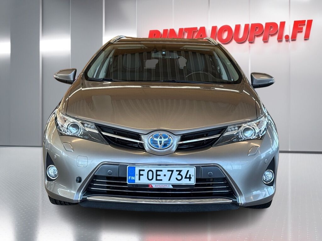 Toyota Auris 2014 Ruskea (beige)