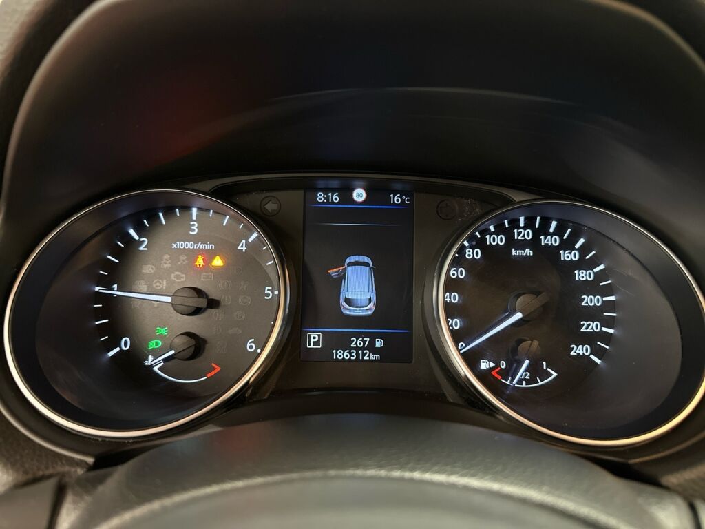 Nissan Qashqai 2019 Punainen