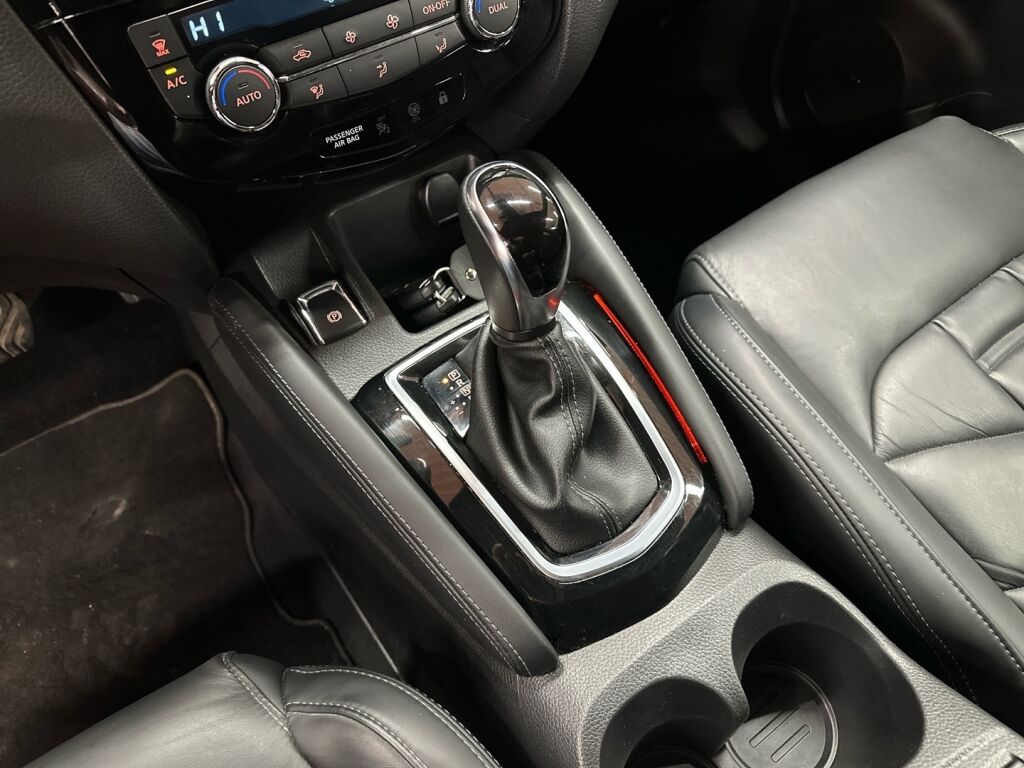 Nissan Qashqai 2019 Punainen