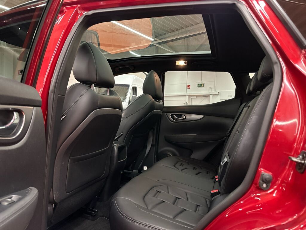 Nissan Qashqai 2019 Punainen