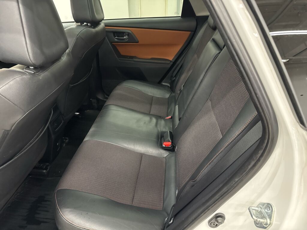 Toyota Auris 2016 Valkoinen