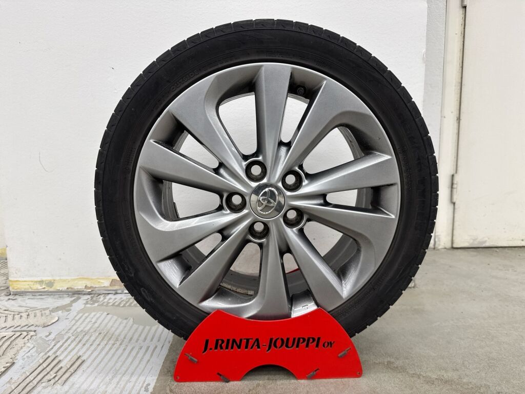 Toyota Auris 2016 Valkoinen