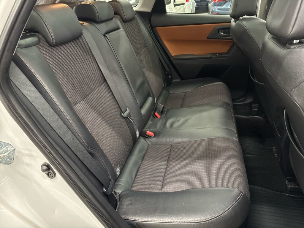 Toyota Auris 2016 Valkoinen