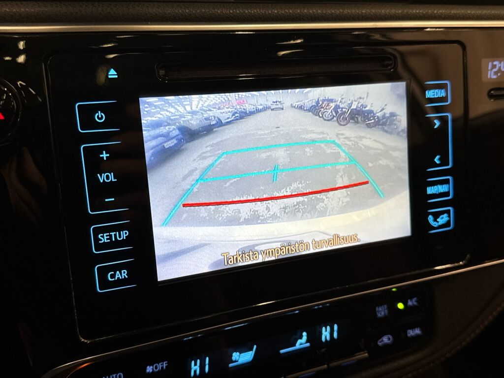 Toyota Auris 2016 Valkoinen