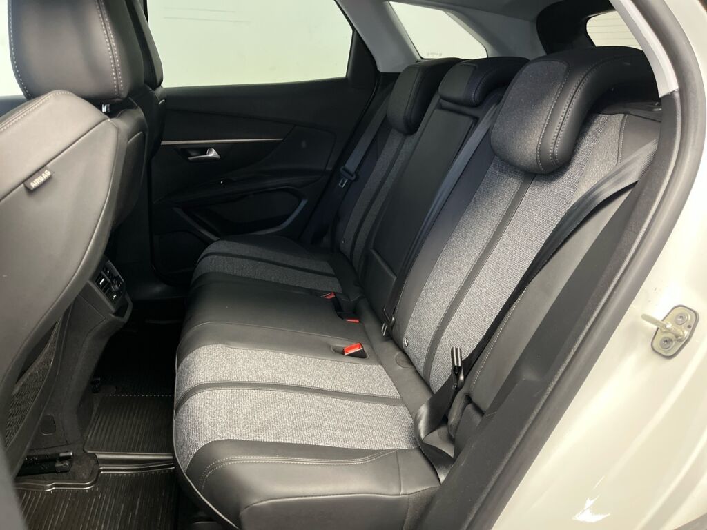 Peugeot 3008 2020 Valkoinen