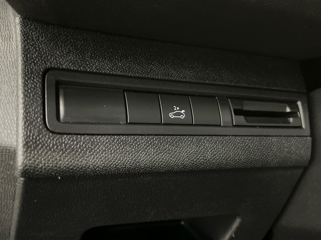 Peugeot 3008 2020 Valkoinen