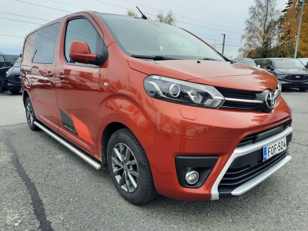 Toyota Proace 2019 Oranssi
