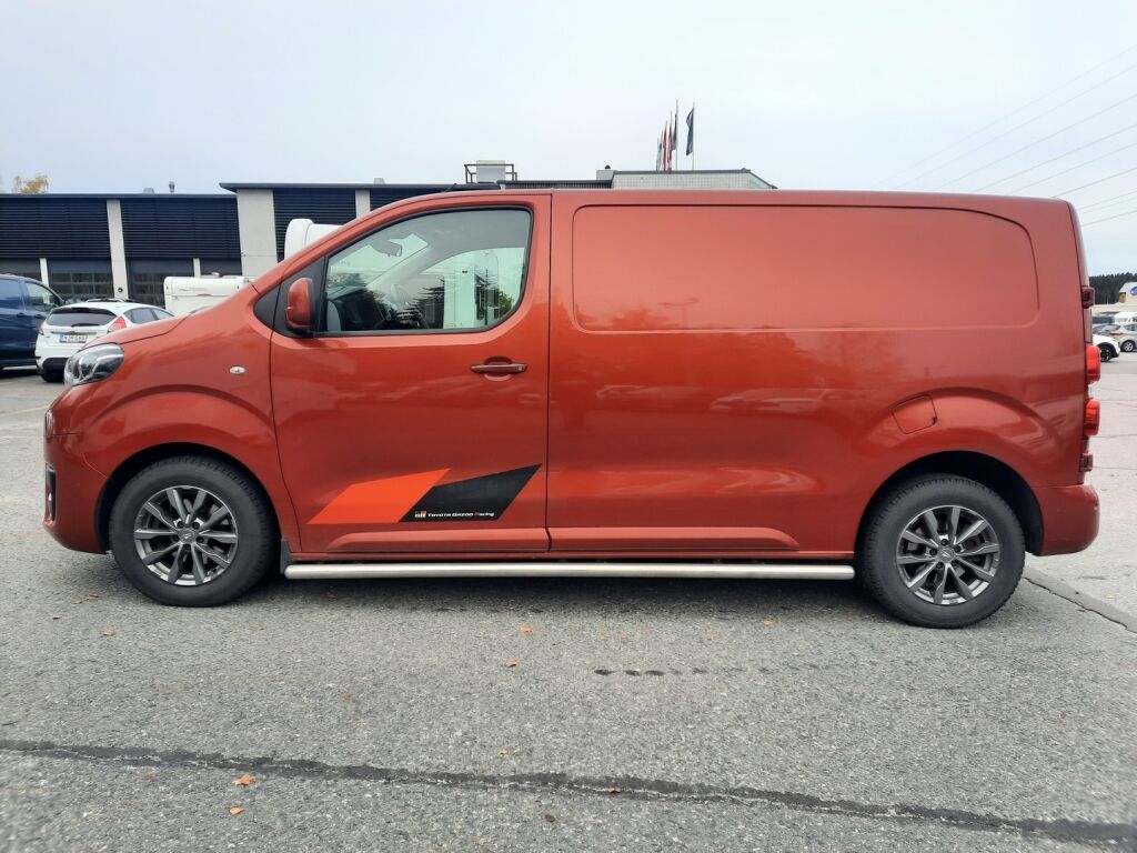 Toyota Proace 2019 Oranssi