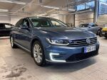 Volkswagen Passat 2016 Met. Sininen