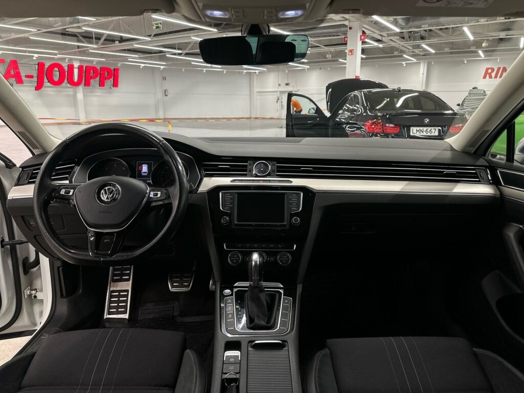 Volkswagen Passat 2016 Valkoinen