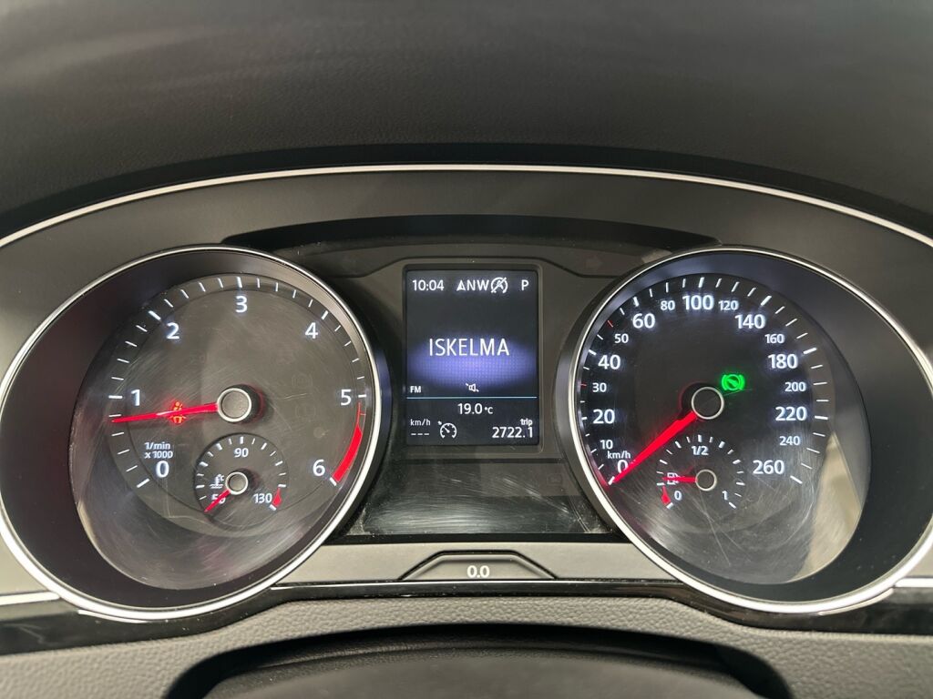 Volkswagen Passat 2016 Valkoinen