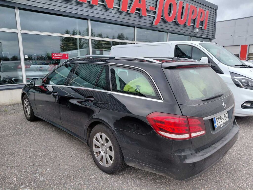 Mercedes-Benz E 2016 Musta