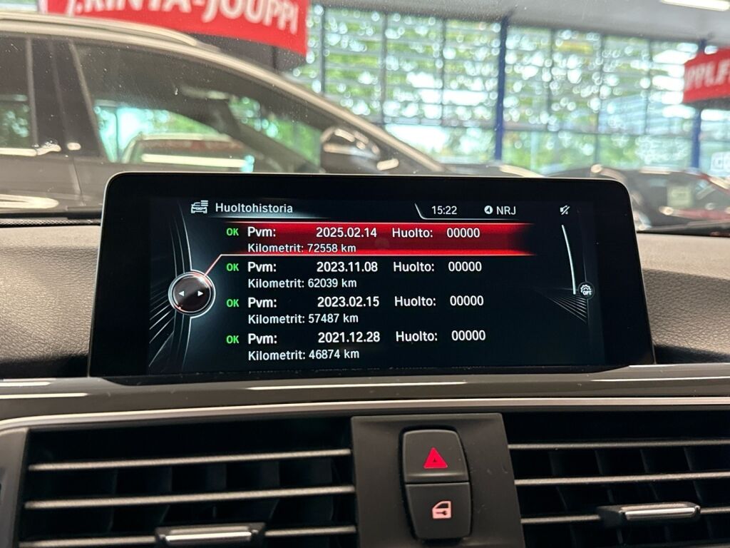 BMW 330 2016 Punainen