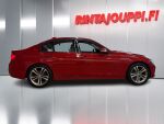 BMW 330 2016 Punainen