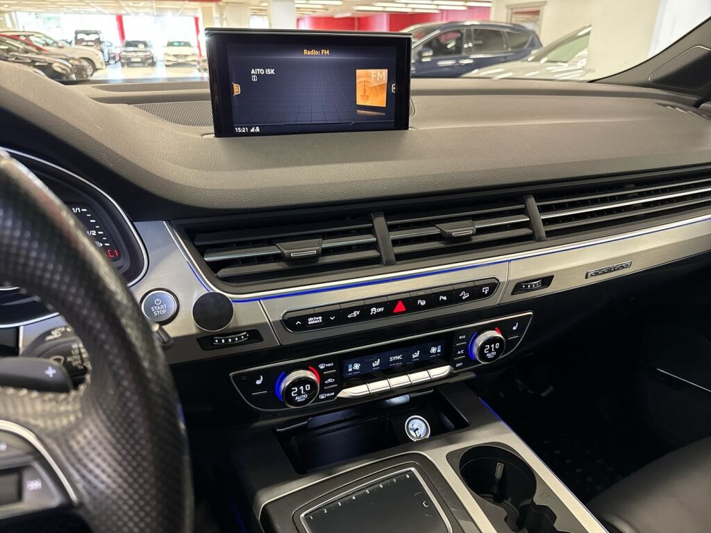 Audi Q7 2017 Harmaa