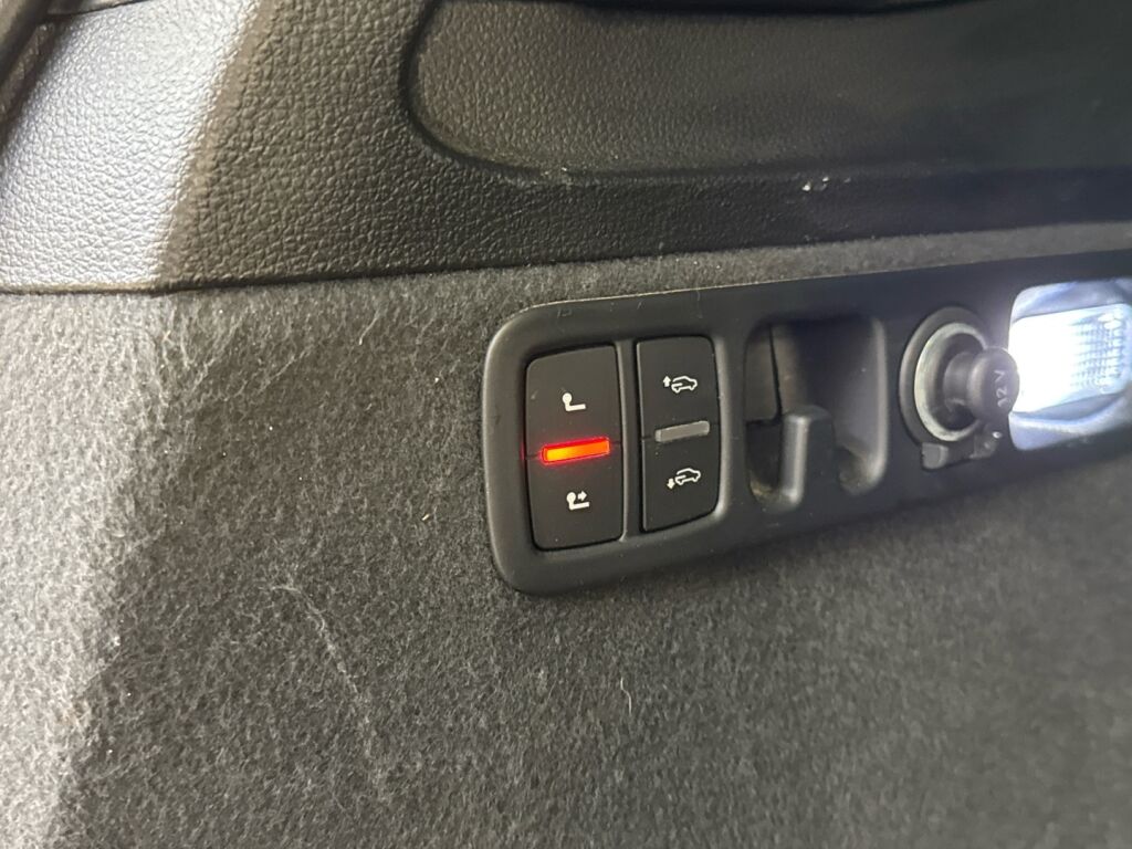 Audi Q7 2017 Harmaa