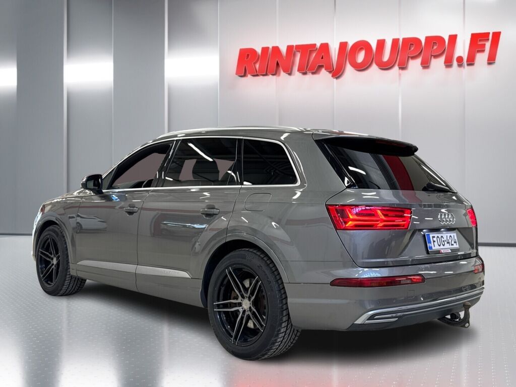 Audi Q7 2017 Harmaa