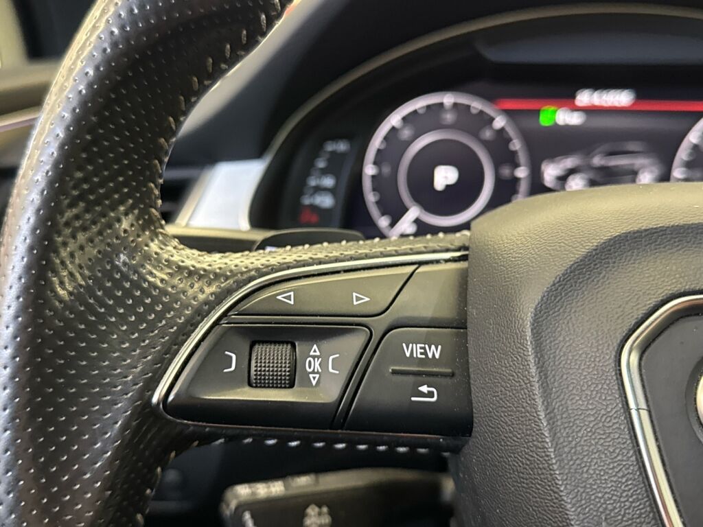 Audi Q7 2017 Harmaa