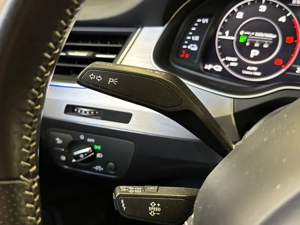 Audi Q7 2017 Harmaa