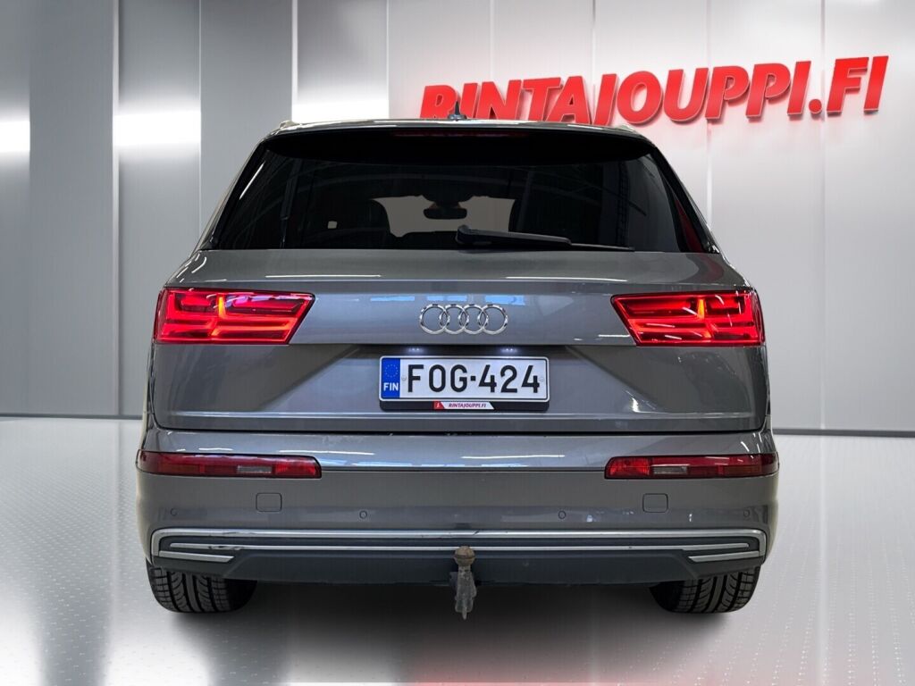 Audi Q7 2017 Harmaa