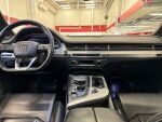 Audi Q7 2017 Harmaa