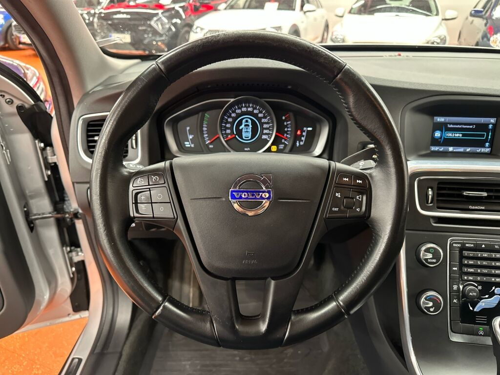 Volvo S60 2016 Harmaa