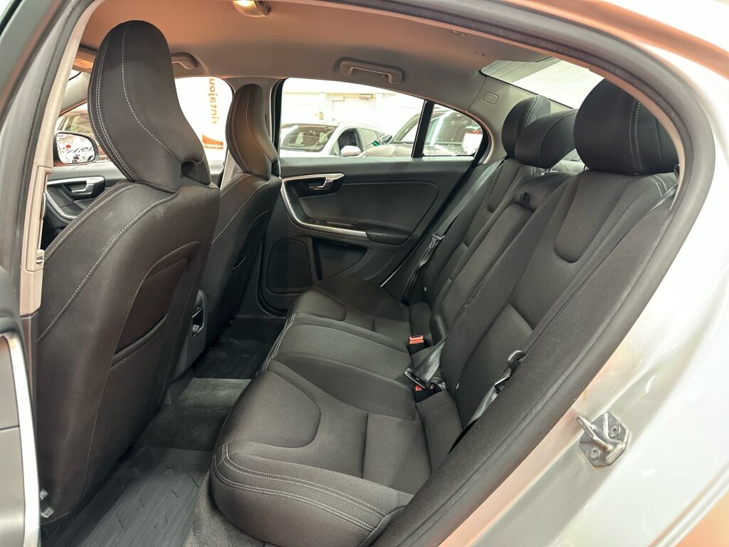 Volvo S60 2016 Harmaa