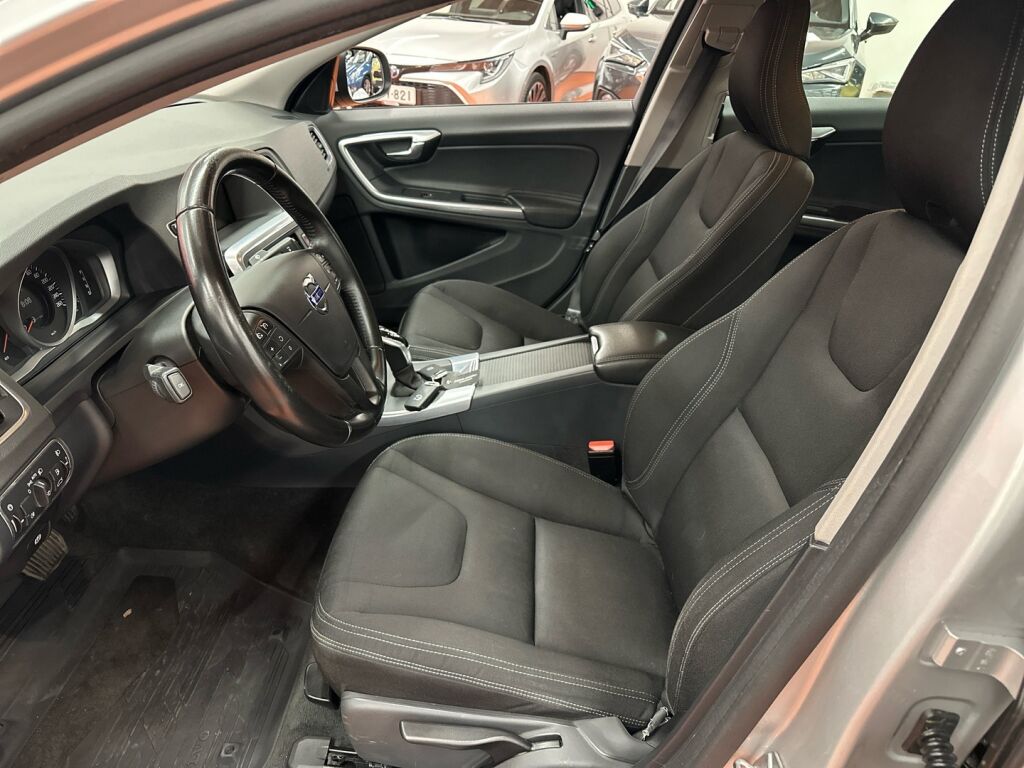 Volvo S60 2016 Harmaa