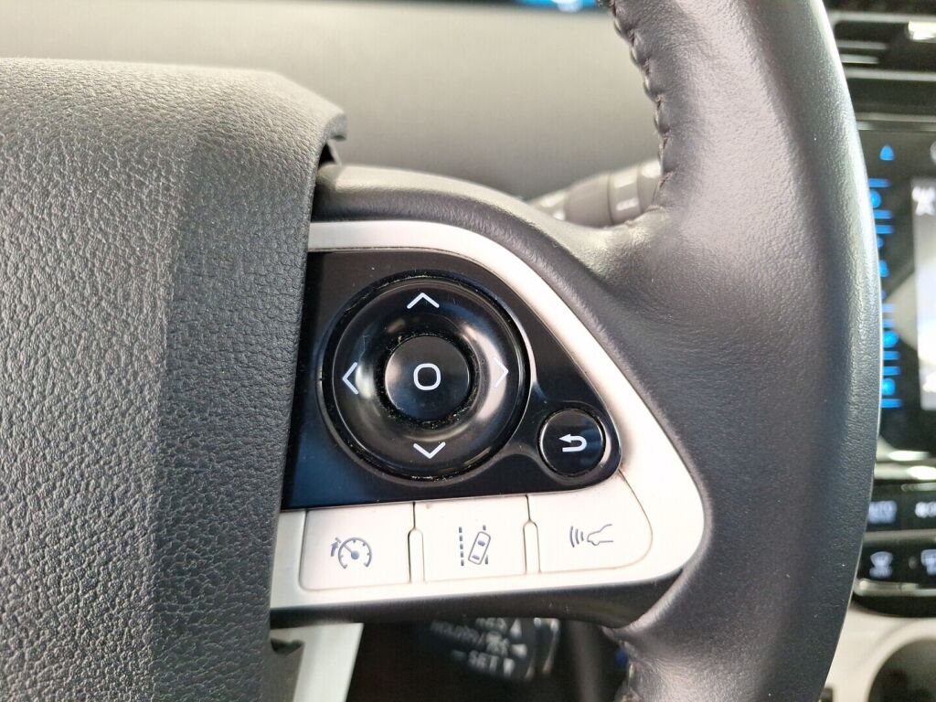 Toyota Prius 2016 Valkoinen