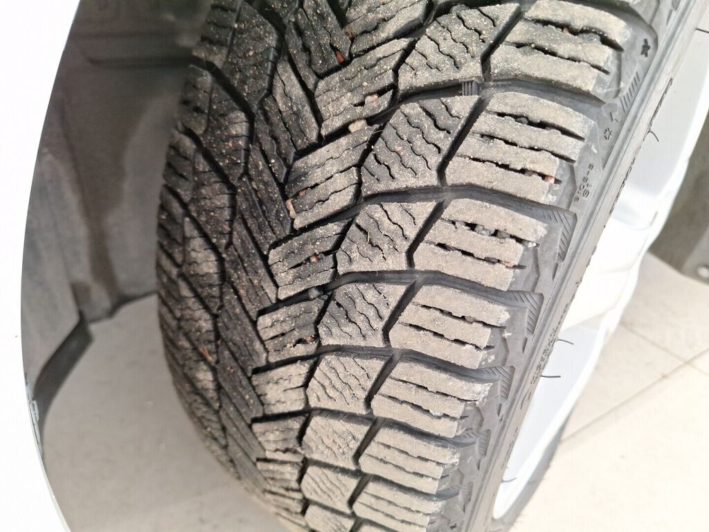 Toyota Prius 2016 Valkoinen