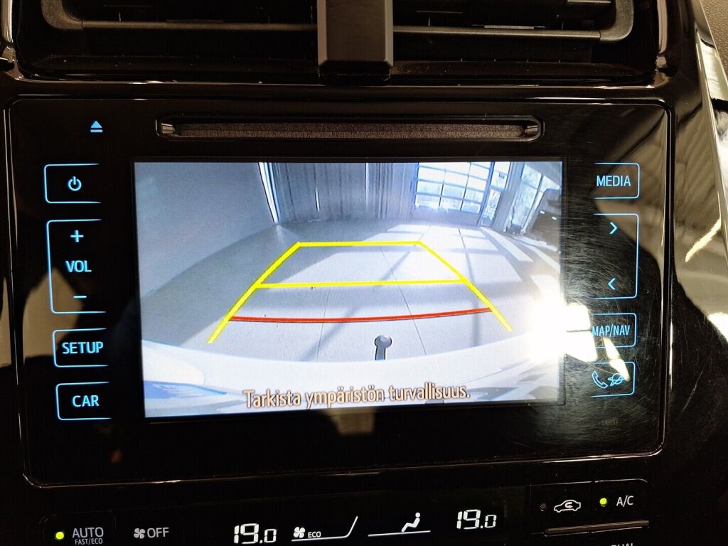 Toyota Prius 2016 Valkoinen