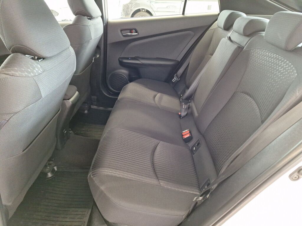 Toyota Prius 2016 Valkoinen