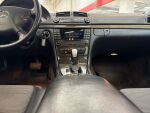 Mercedes-Benz E 2004 Hopea
