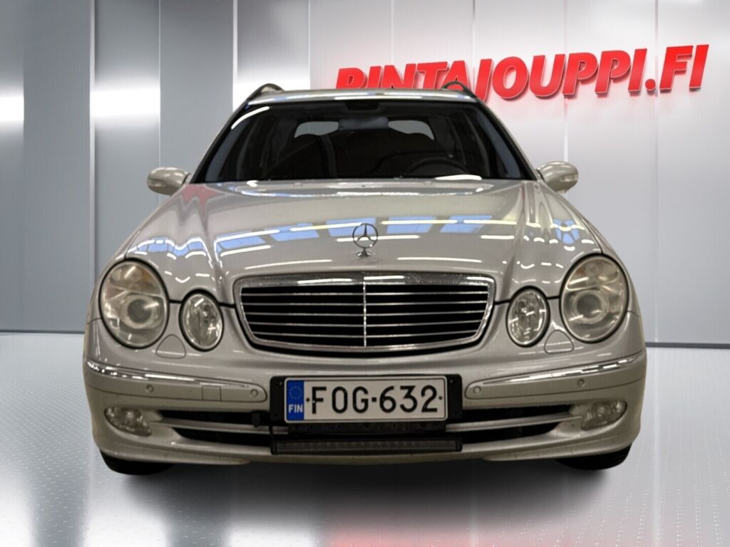 Mercedes-Benz E 2004 Hopea