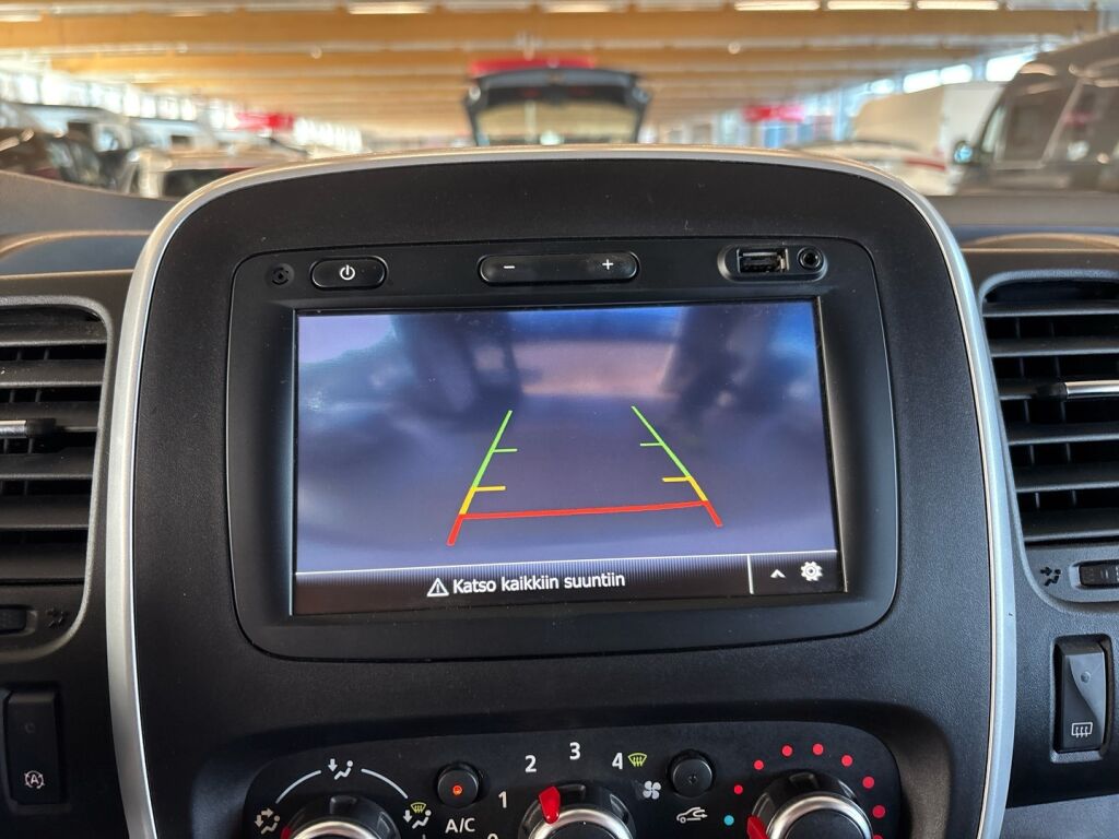 Renault Trafic 2020 Valkoinen