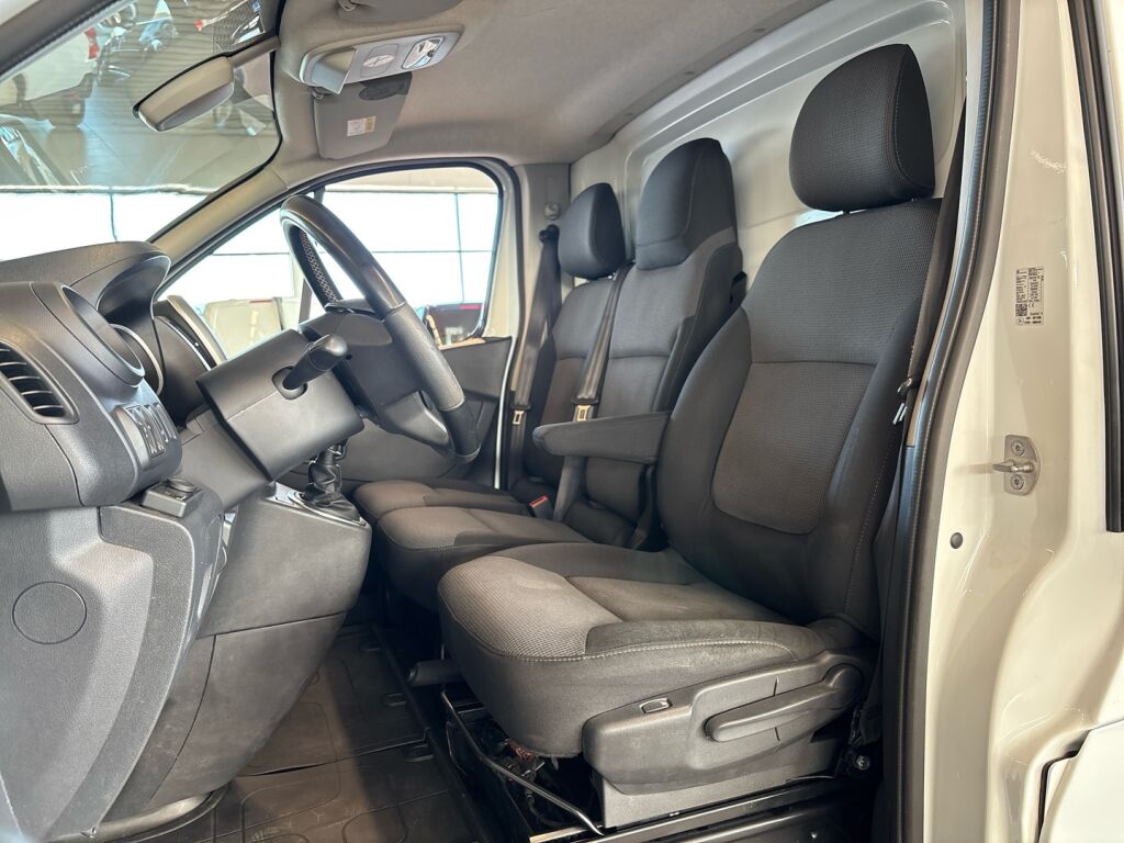 Renault Trafic 2020 Valkoinen