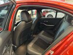 BMW 330 2020 Oranssi