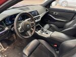 BMW 330 2020 Oranssi