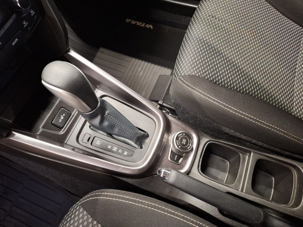 Suzuki Vitara 2020 Sininen